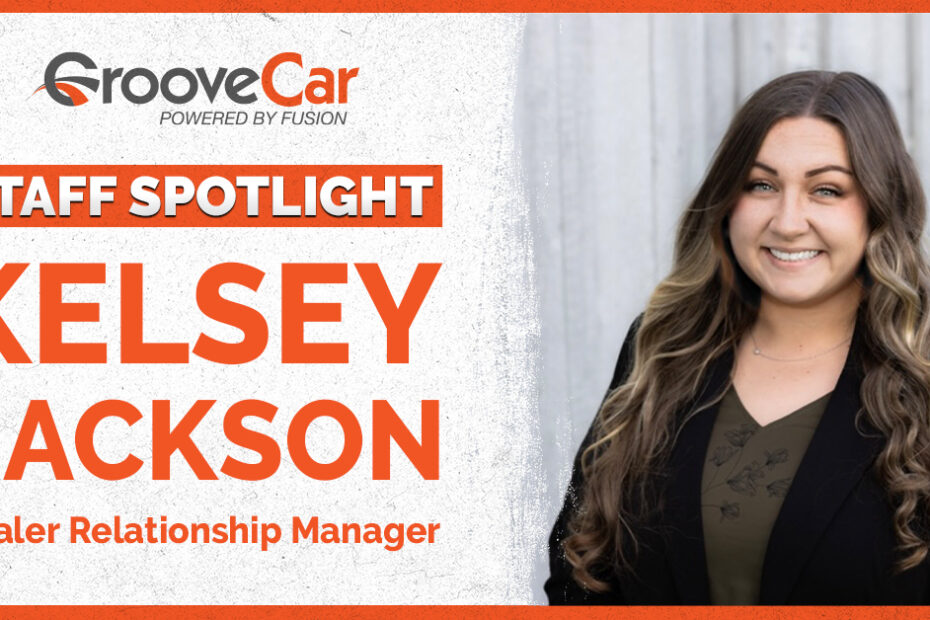 Kelsey Jackson smiling in professional attire for GrooveCar’s Staff Spotlight feature.